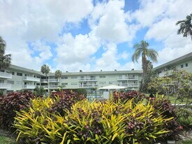 4200 NW 3rd Ct in Plantation, FL - Building Photo