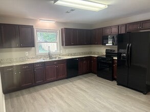 1115 Glaze Ct in Murfreesboro, TN - Building Photo - Building Photo