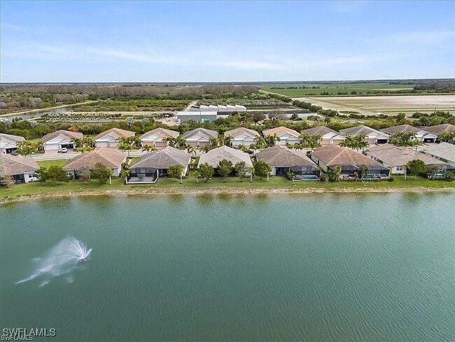 property at 14672 Edgewater Cir