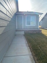 10607 E Kinkaid Cir in Wichita, KS - Building Photo - Building Photo