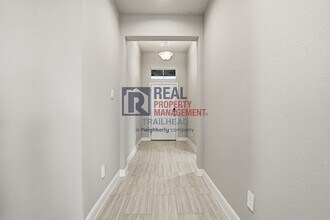 1249 Beltway Ln in Granbury, TX - Building Photo - Building Photo