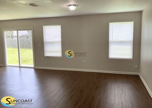 8676 Kaye Ln in Jacksonville, FL - Building Photo - Building Photo