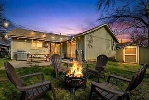 6305 Thurgood Ave in Austin, TX - Building Photo