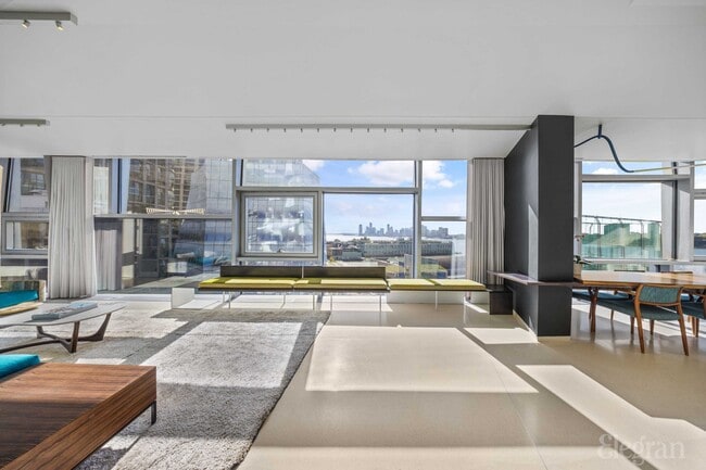 100 11th Ave in New York, NY - Building Photo - Building Photo