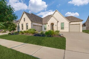 7009 Central Ct in Aubrey, TX - Building Photo