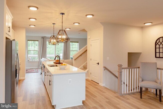 1221 Creek Bank Dr in Stafford, VA - Building Photo - Building Photo