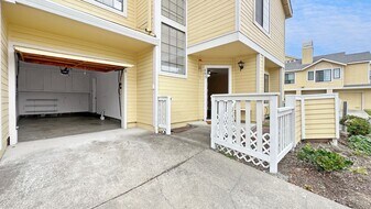 603 Devonwood in Hercules, CA - Building Photo
