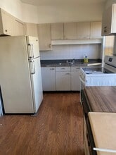 48 Chestnut St, Unit #2 in Pottstown, PA - Building Photo - Building Photo