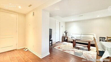 1727 Pharmacy Av in Toronto, ON - Building Photo - Building Photo