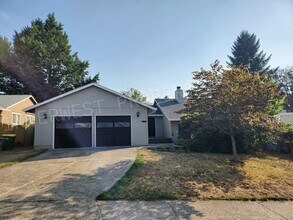 8441 SW Lori Way in Beaverton, OR - Building Photo - Building Photo