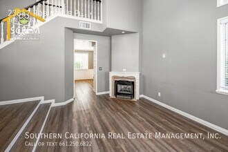 23847 Robindale Pl in Santa Clarita, CA - Building Photo - Building Photo