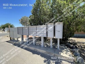 5000 N La Cholla Blvd in Tucson, AZ - Building Photo - Building Photo