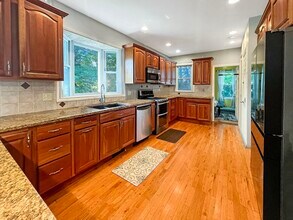 26 Garnet Rd in Boston, MA - Building Photo - Building Photo