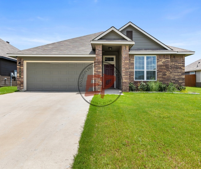 property at 824 N Fork Ranch Rd
