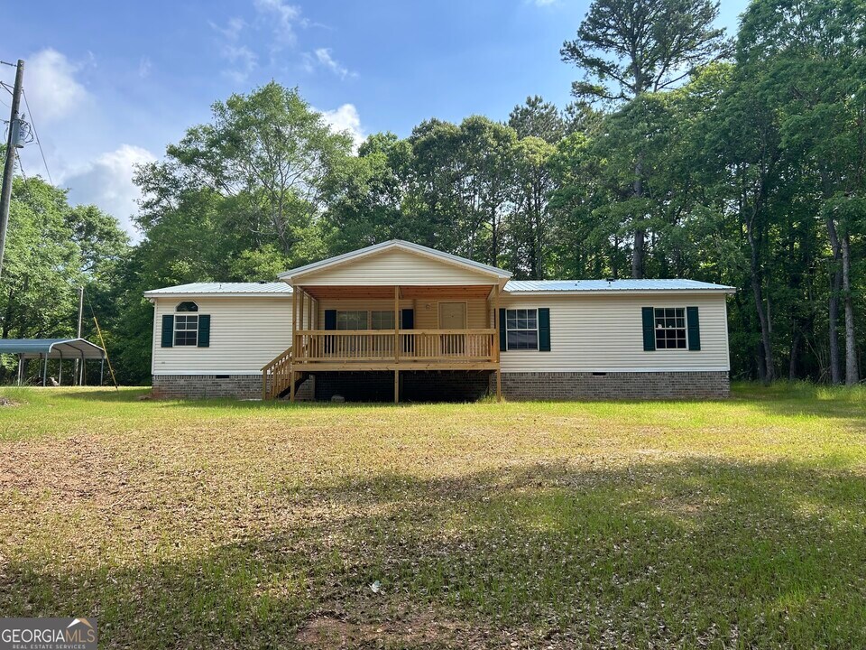 6598 Jackson Trail Rd in Hoschton, GA - Building Photo