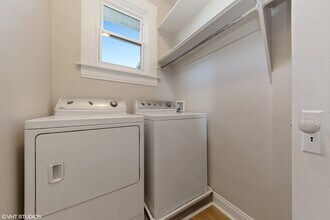 1127 Hannah Ave in Forest Park, IL - Building Photo - Building Photo