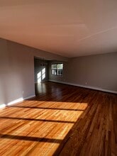 52 Frederick St, Unit 1st floor in Belleville, NJ - Foto de edificio - Building Photo