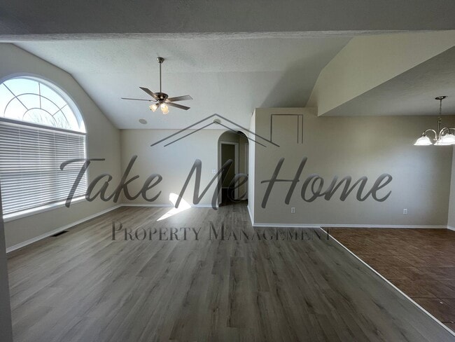 644 N Cox Ave in Republic, MO - Building Photo - Building Photo