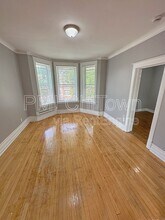 7321 S Coles Ave in Chicago, IL - Building Photo - Building Photo