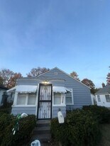 6128 E 11th St in Indianapolis, IN - Building Photo