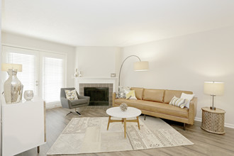 Brookdale on the Park in Naperville, IL - Building Photo - Interior Photo