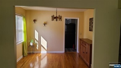 114 Ackerman Ave in Ridgewood, NJ - Building Photo - Building Photo