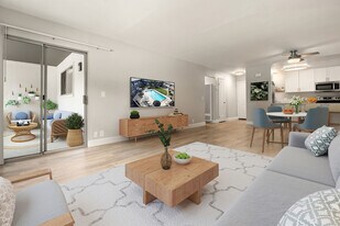 Oak & Iron in Walnut Creek, CA - Building Photo