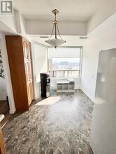 744 Wonderland Rd S in London, ON - Building Photo - Building Photo