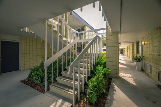 1301 S Howard Ave in Tampa, FL - Building Photo - Building Photo