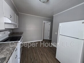 5858 Atwell Rd in Toledo, OH - Building Photo - Building Photo