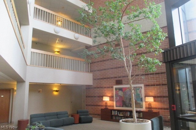 30 Severance Cir in Cleveland Heights, OH - Building Photo - Building Photo