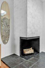 4585 Saratoga Ave in San Diego, CA - Building Photo - Building Photo