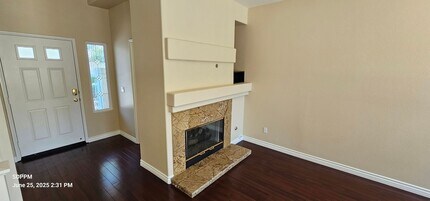 2939 W Canyon Ave. in San Diego, CA - Building Photo - Building Photo