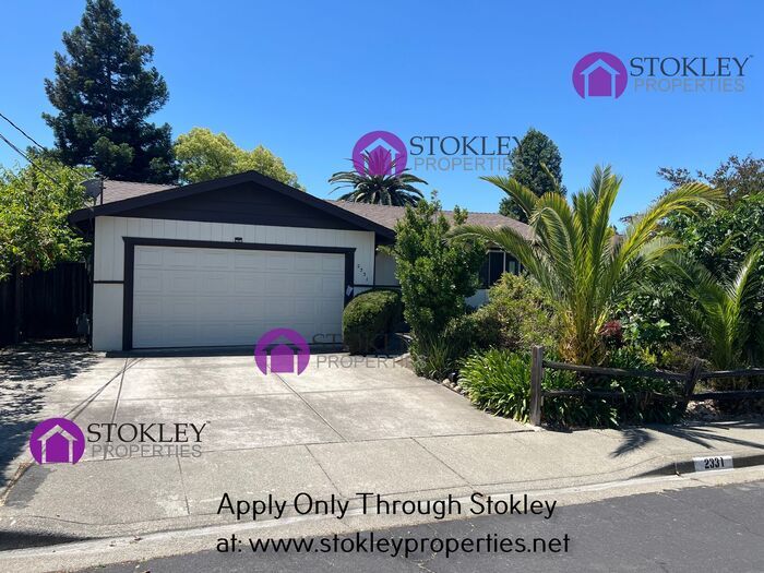 2331 St George Dr in Concord, CA - Building Photo