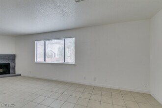 6987 Mendon Ln in Las Vegas, NV - Building Photo - Building Photo