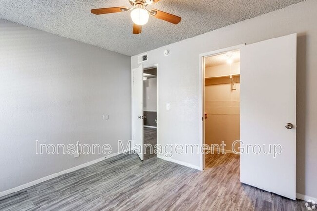 5321 E 47th Pl in Tulsa, OK - Building Photo - Building Photo