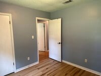 6579 Sinclair St photo'