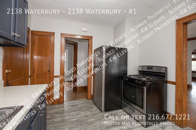 2138 Waterbury Rd-Unit -#1 in Lakewood, OH - Foto de edificio - Building Photo