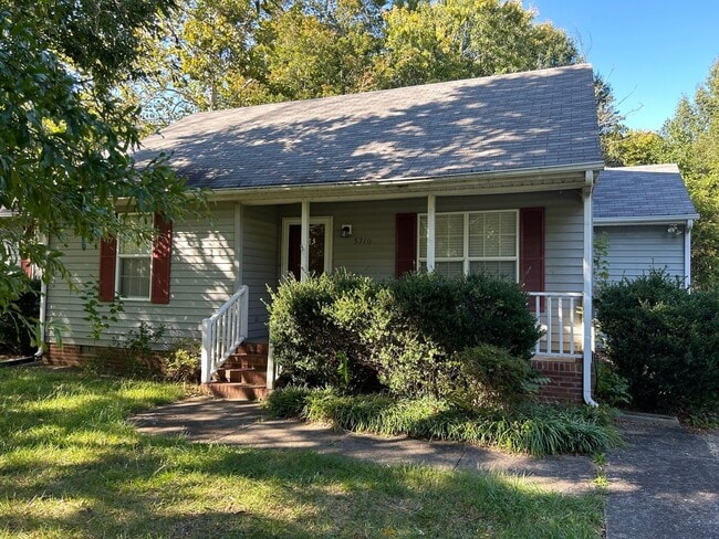 property at 5710 Country Ln