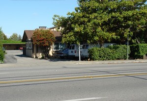 890 North Rengstorff Apartments