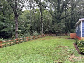 1760 Shearer Rd in Davidson, NC - Building Photo - Building Photo