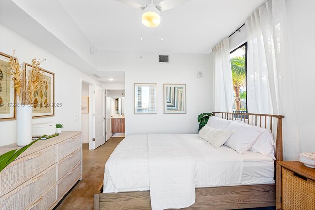 208 N Federal Hwy in Pompano Beach, FL - Building Photo - Building Photo