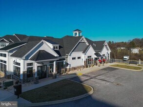 6302 Wynfield Blvd in York, PA - Building Photo - Building Photo
