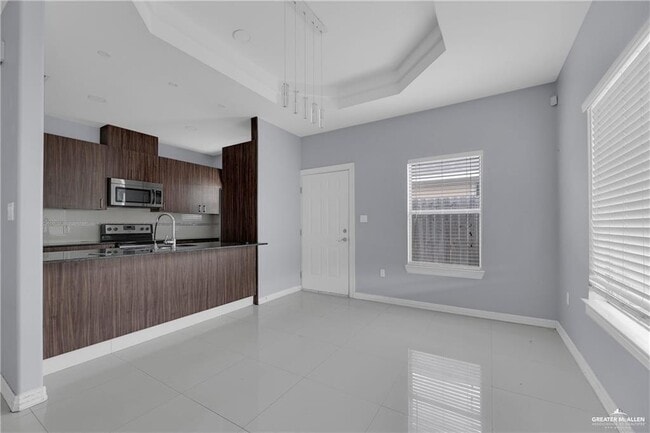 7 Larkspur Ave in Edinburg, TX - Building Photo - Building Photo