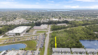 3903 SE Mentmore Ln in Stuart, FL - Foto de edificio - Building Photo