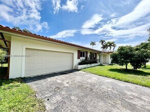 1431 Miller Rd in Coral Gables, FL - Building Photo - Building Photo