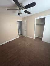 321 Riley Dr in Bloomington, IL - Building Photo - Building Photo