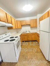 1158 N 17th St in Laramie, WY - Building Photo - Building Photo