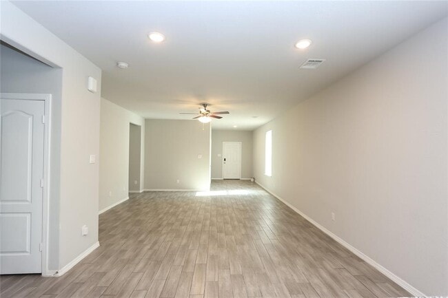 927 Cobalt Crest Ln in Huffman, TX - Building Photo - Building Photo