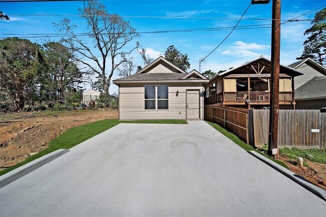 16866 Glenheath St photo'